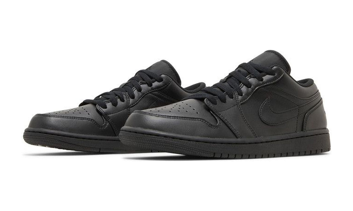 Air Jordan 1 Low Triple Black 2022