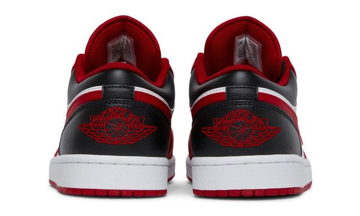 Air Jordan 1 Low Reverse Black Toe