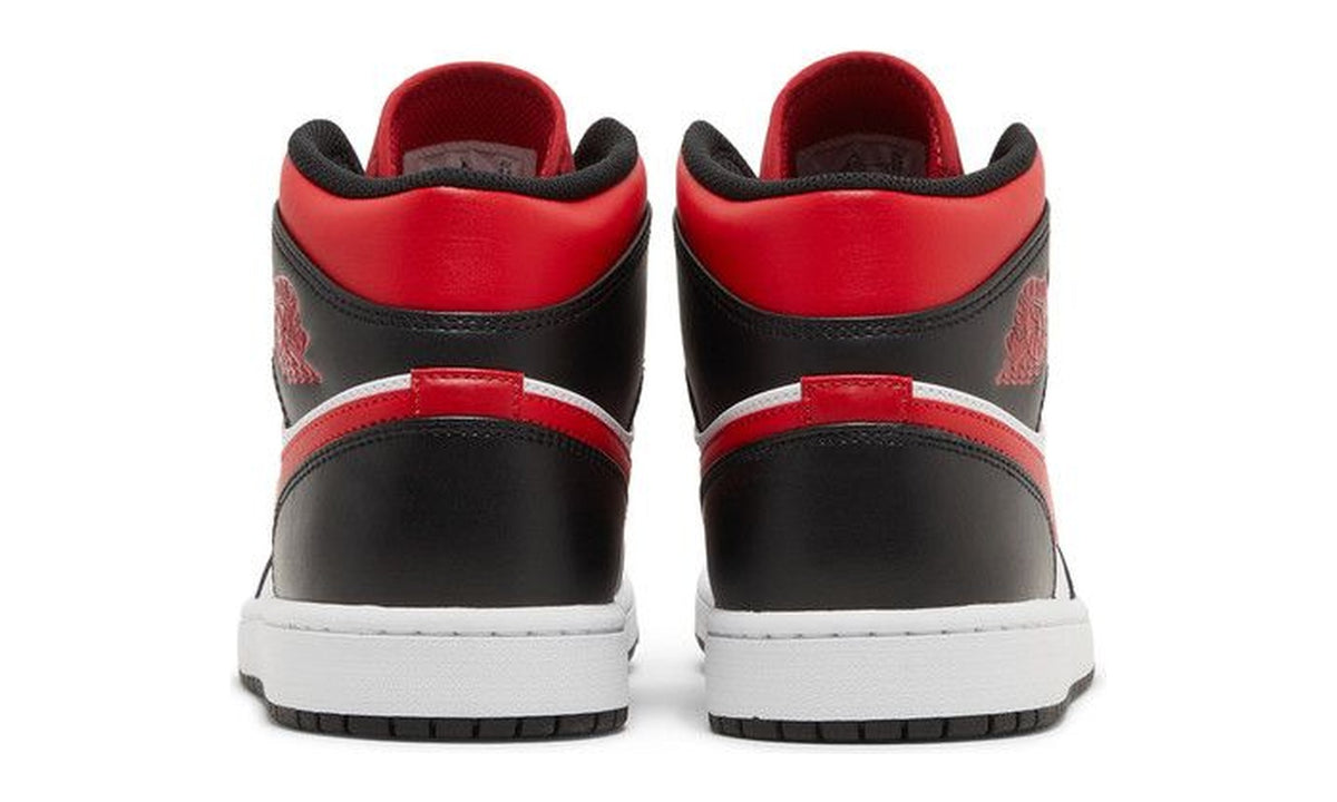 Air Jordan 1 Mid Bred Toe