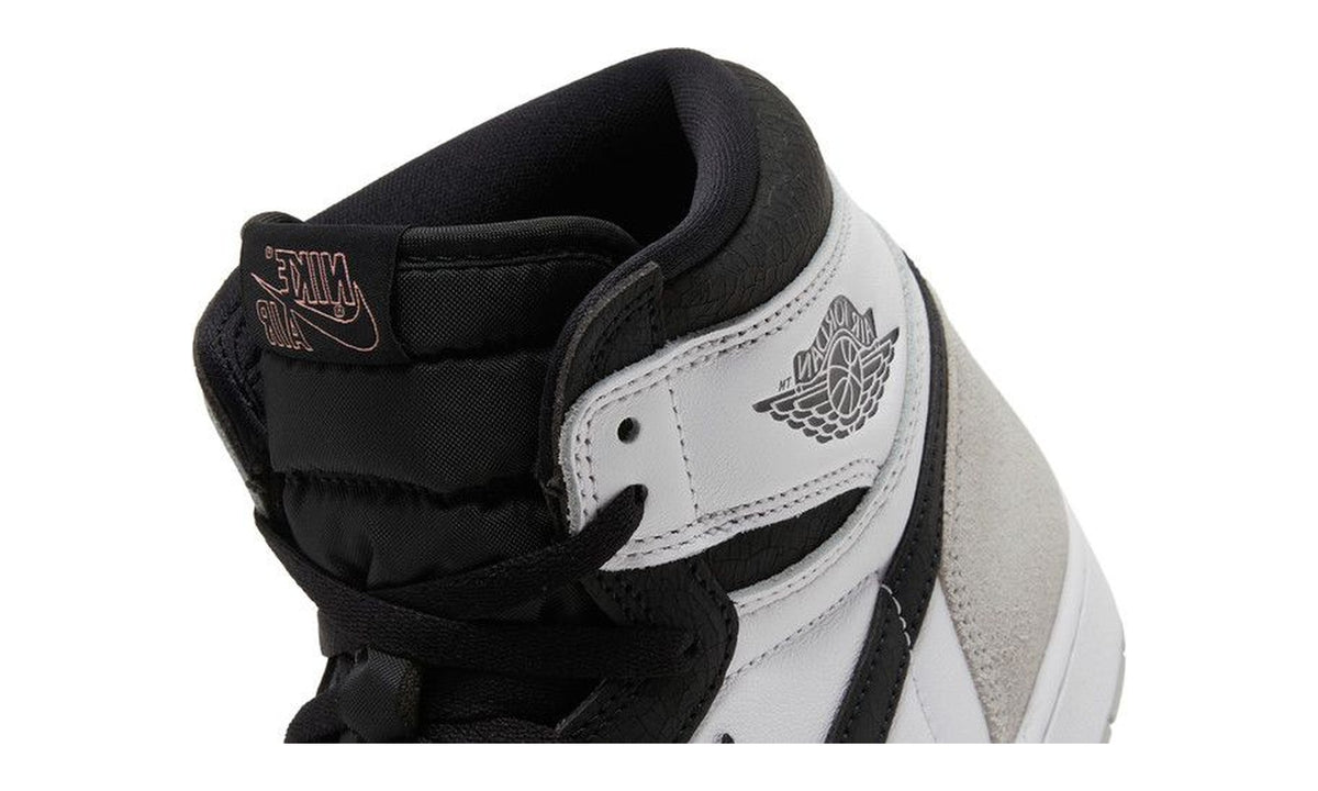Air Jordan 1 Retro High OG Stage Haze