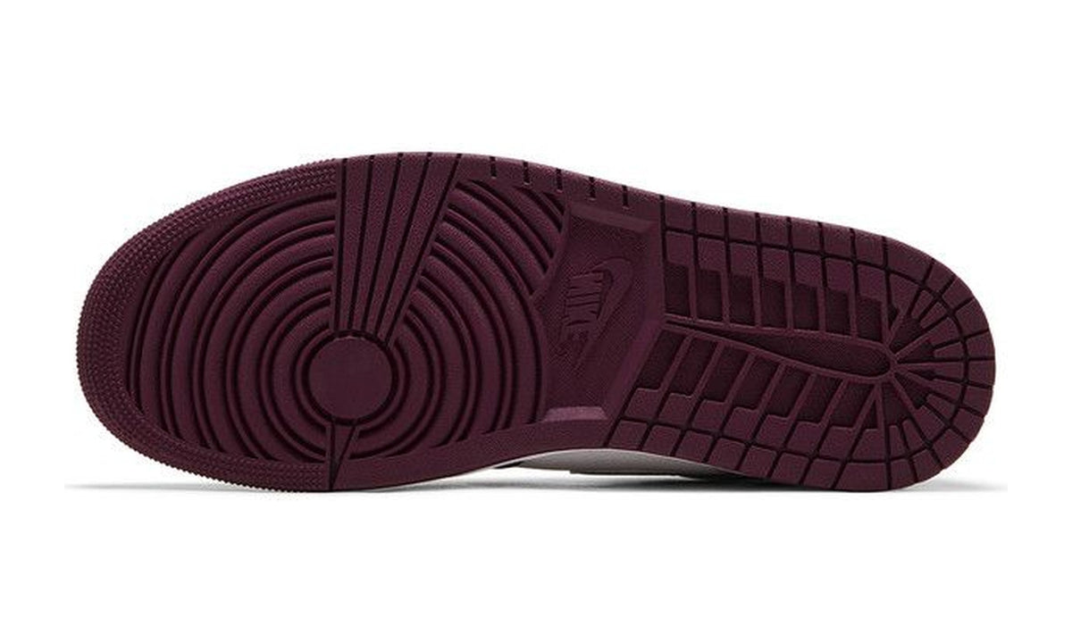Air Jordan 1 Retro High OG Bordeaux