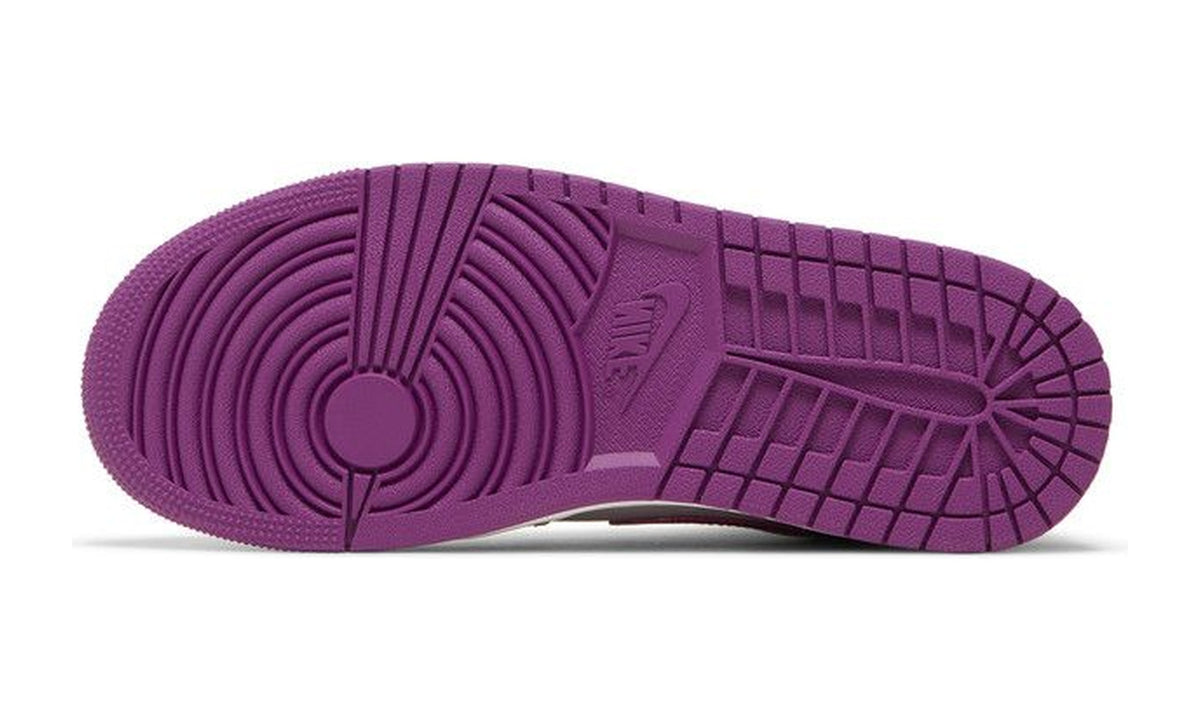 Wmns Air Jordan 1 Mid Magenta