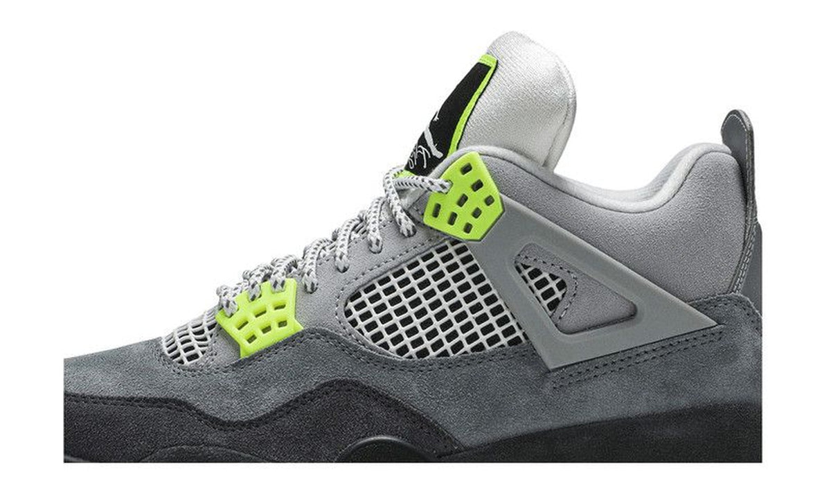 Air Jordan 4 Retro SE Neon 95