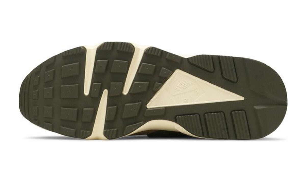 Stussy x Nike Air Huarache LE Desert Oak 2021