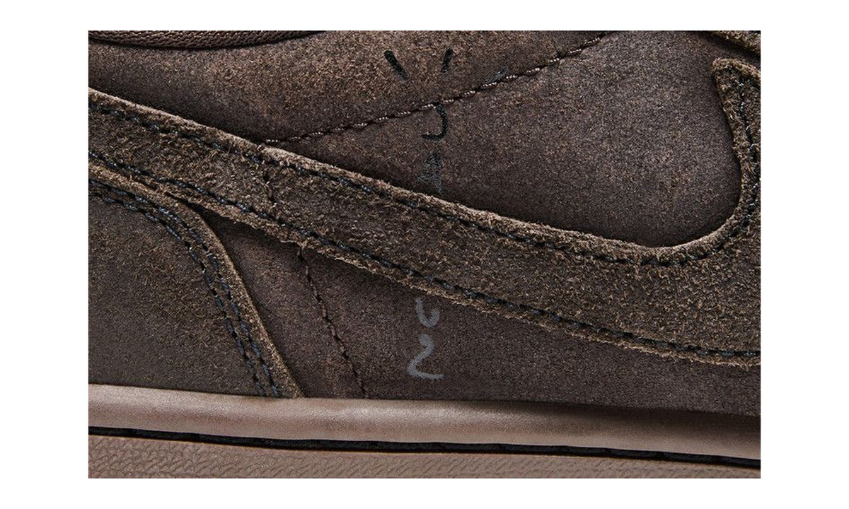 Travis Scott x Air Jordan 1 Retro Low OG SP Velvet Brown