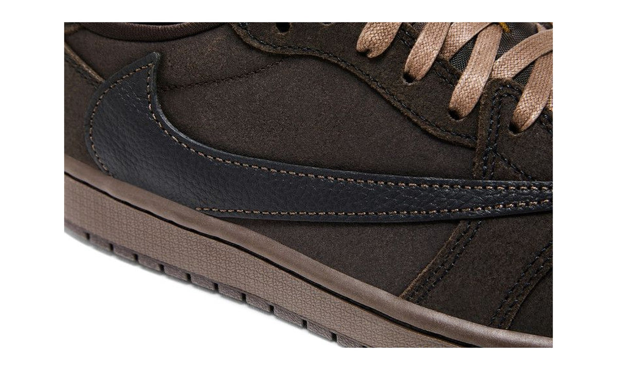 Travis Scott x Air Jordan 1 Retro Low OG SP Velvet Brown