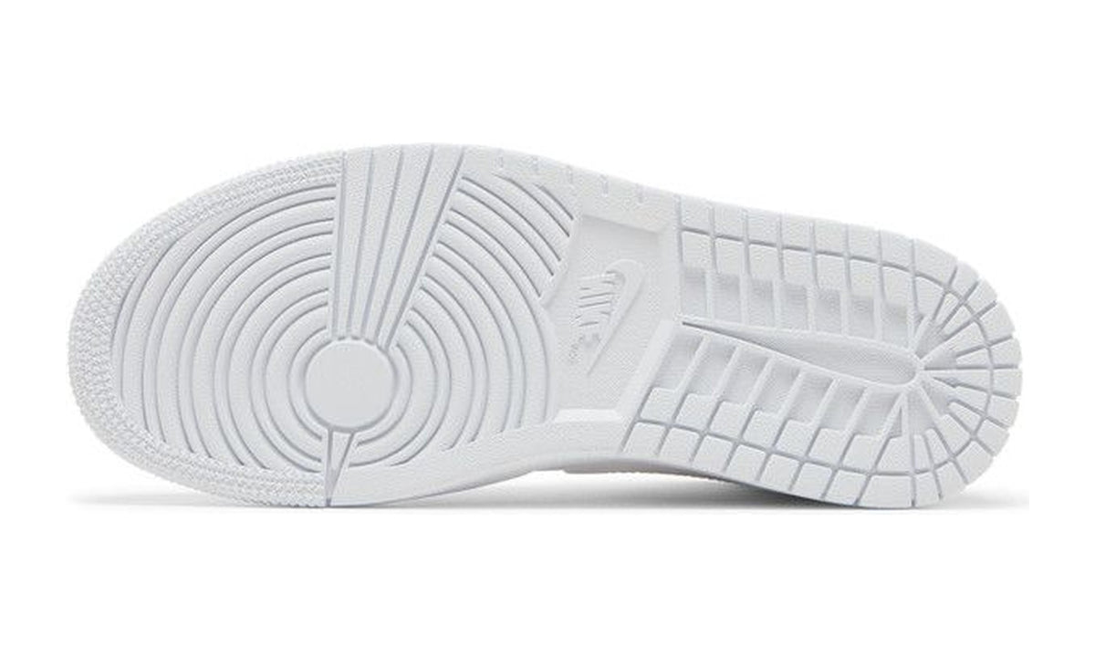 Wmns Air Jordan Mid Triple White 2022