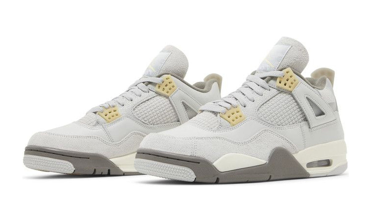 Air Jordan 4 Retro SE Craft Photon Dust