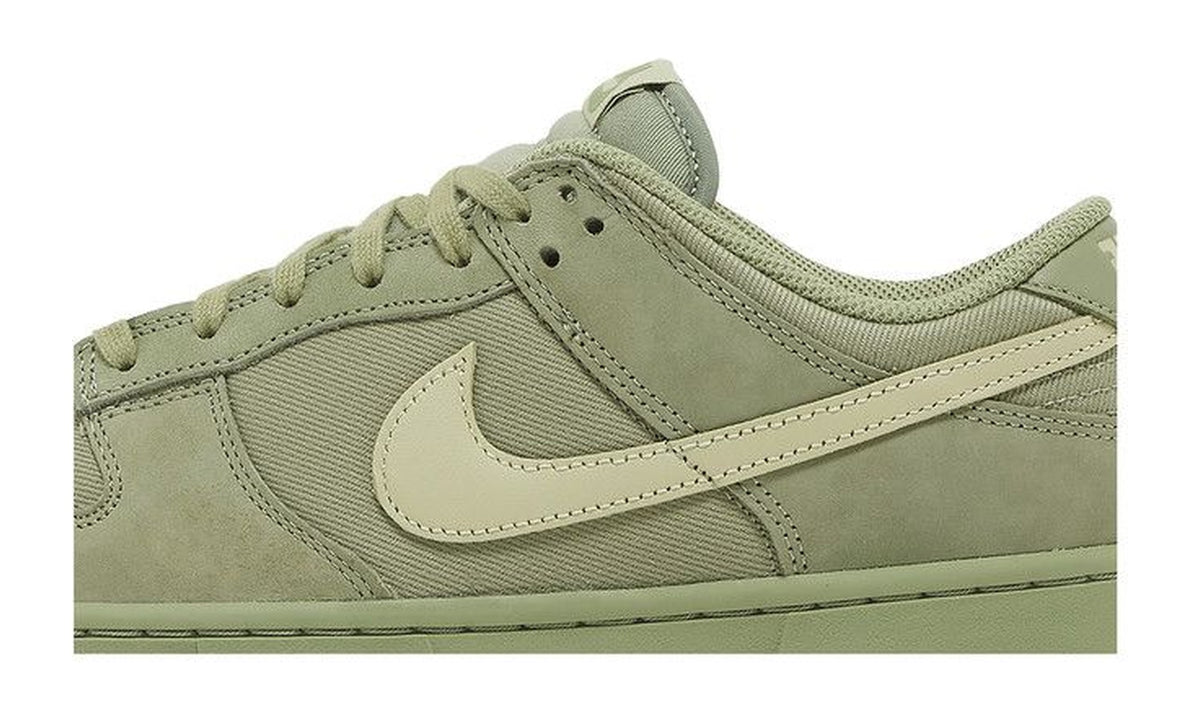 Nike Dunk Low Premium Oil Green
