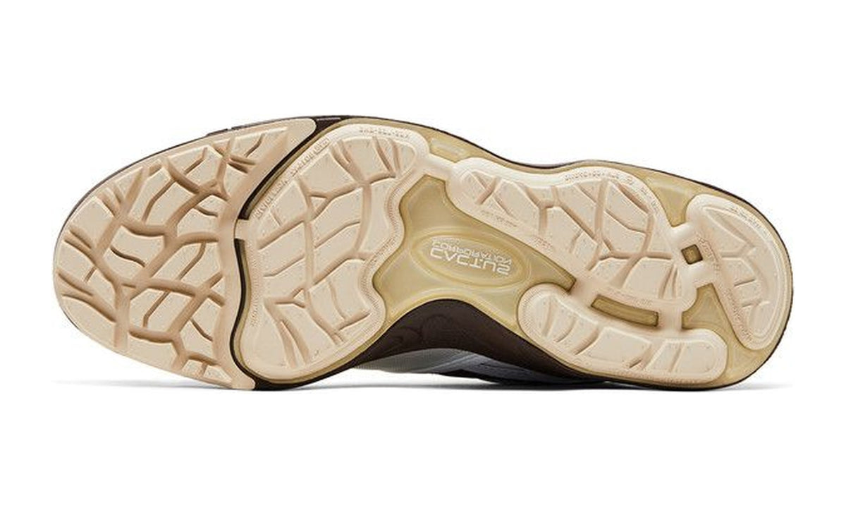 Travis Scott x Nike Zoom Field Jaxx Light Chocolate
