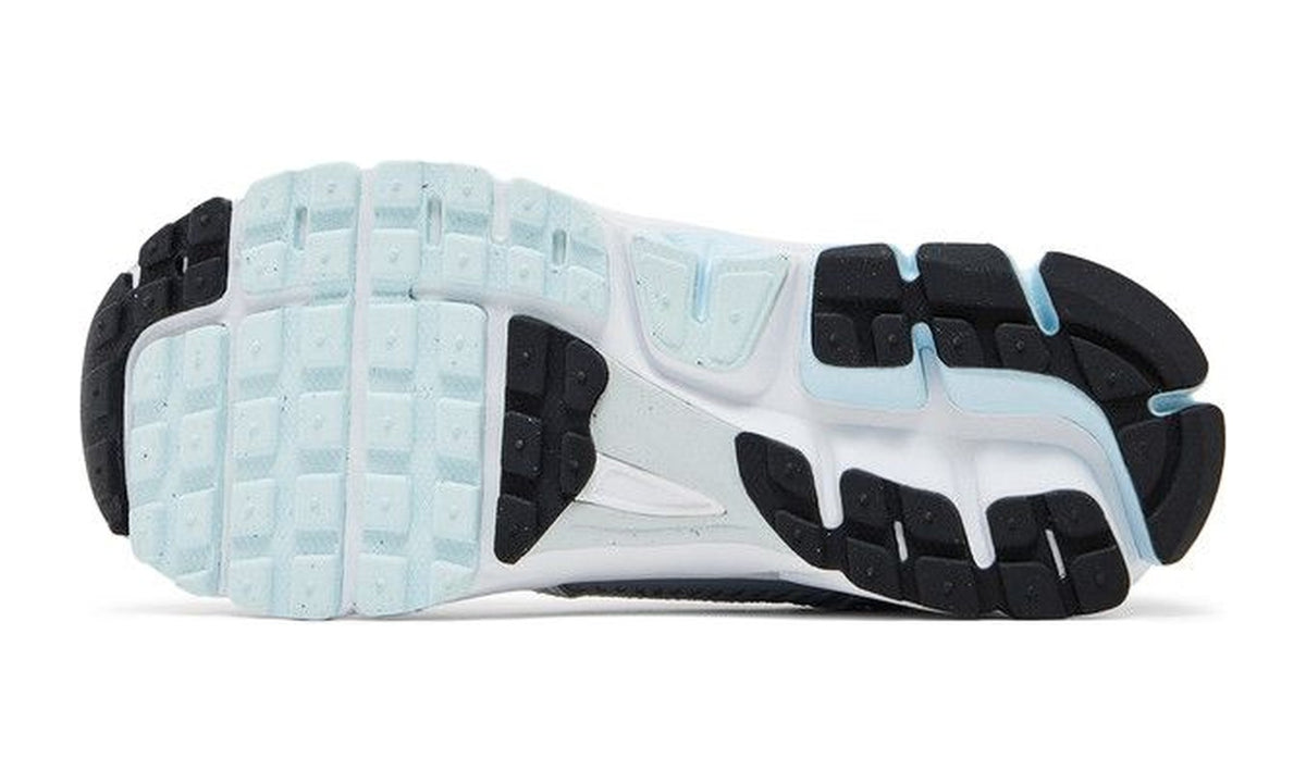 Nike Vomero 5 GS Metallic Swoosh