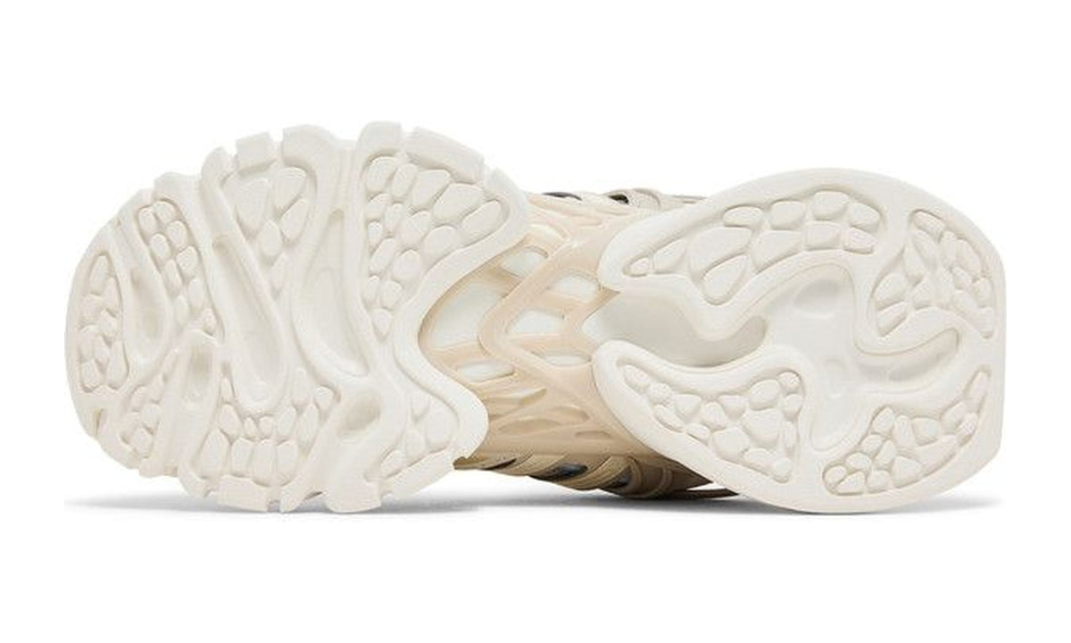adidas XLG Runner Deluxe Beige White