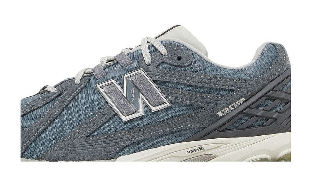 New Balance 1906R Titanium