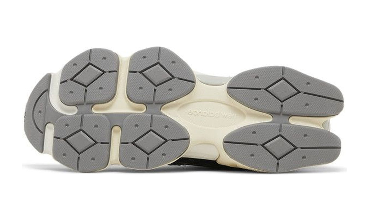 New Balance 9060 Suede Pack - Black