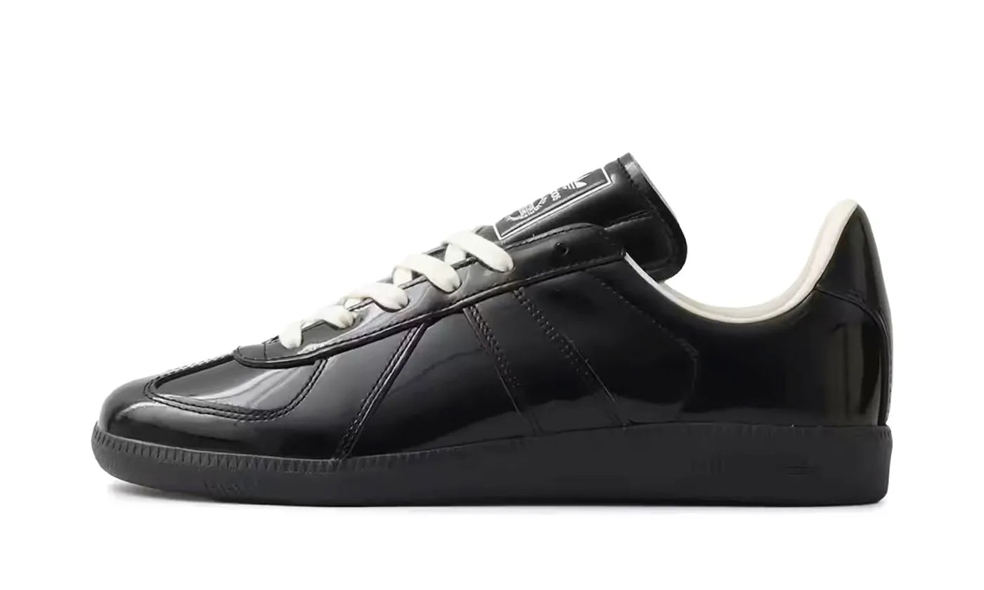 BW Army Black Patent Leather - HQ9232