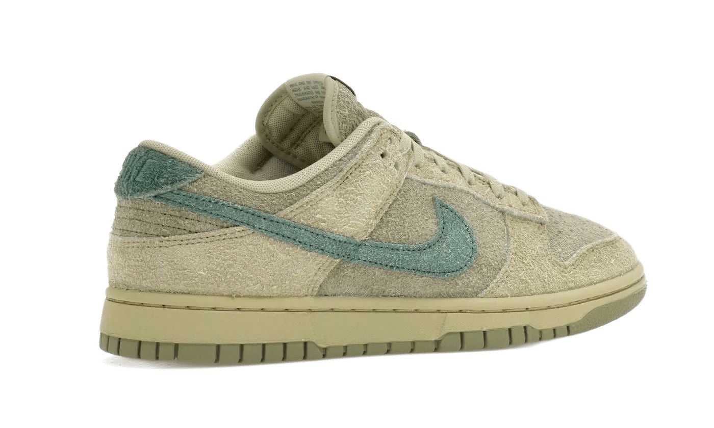 Dunk Low Olive Aura – limitierter Sneaker bei Shade Studios