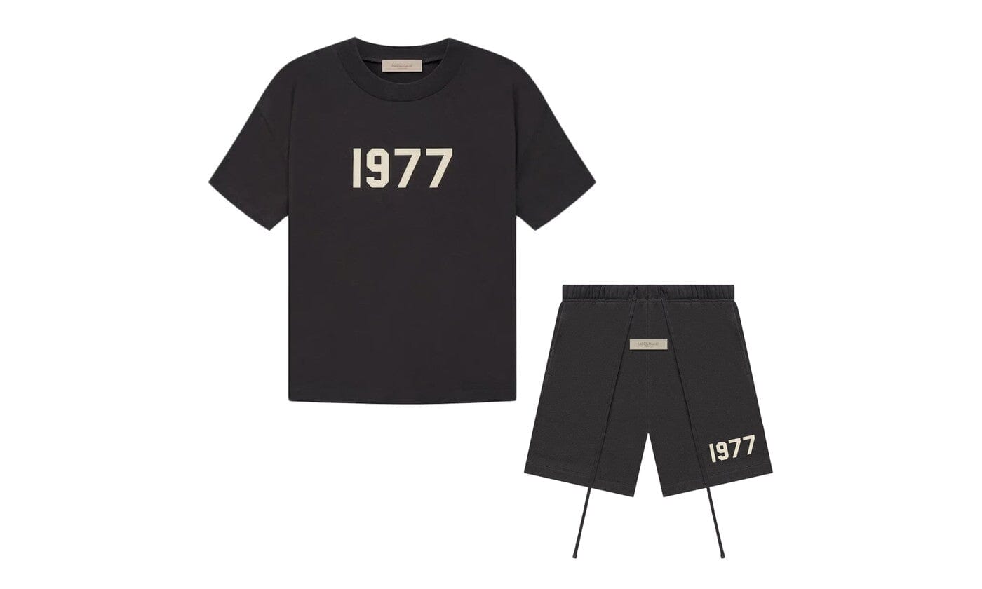 fear-of-god-essentials-iron-set-t-shirt-