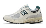 New Balance 2002R Sea Salt Vintage Teal