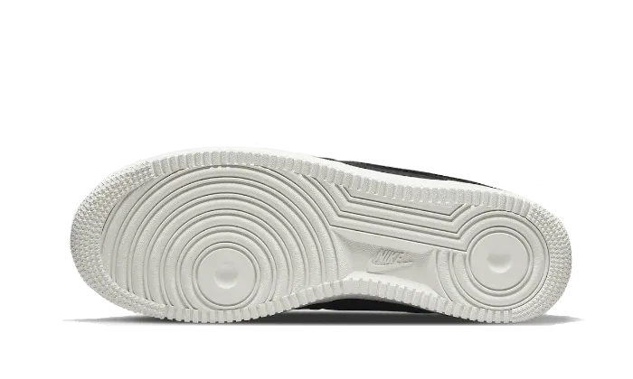 Nike Air Force 1 Low 07' LX Off Noir – limitierter Sneaker bei Shade Studios