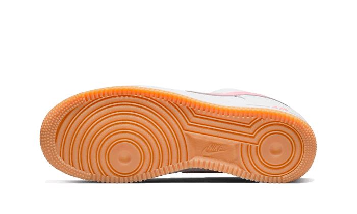Nike Air Force 1 Low Since 82 Pink Gum – limitierter Sneaker bei Shade Studios