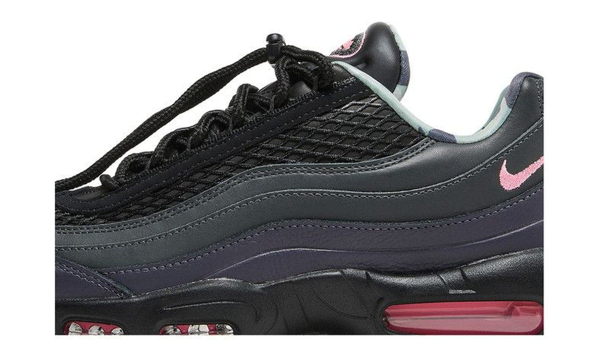 Corteiz x Nike Air Max 95 SP Rules the World - Pink Beam