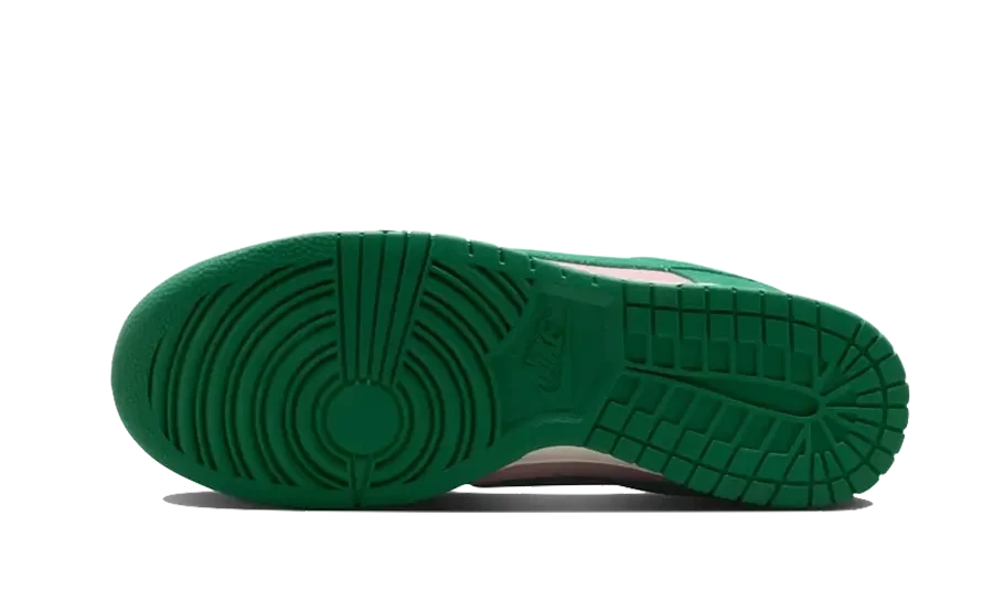Nike Dunk Low Retro Medium Soft Pink Malachite – limitierter Sneaker bei Shade Studios