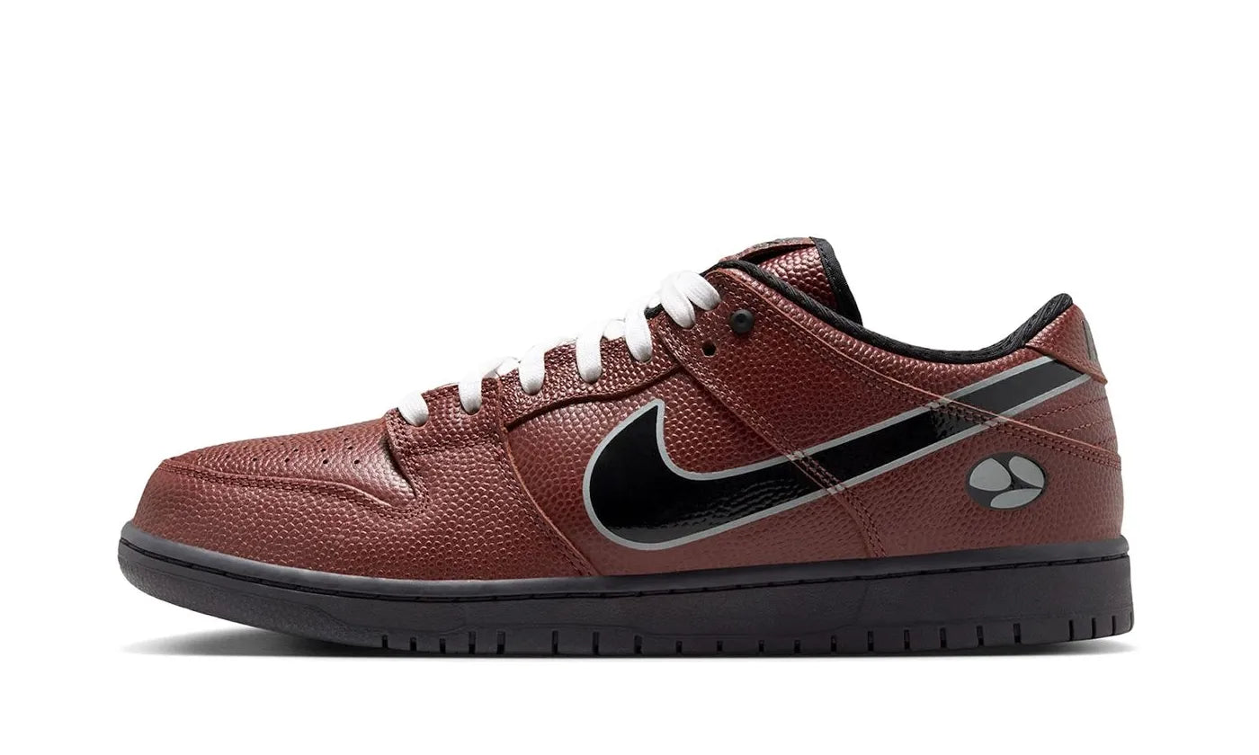 SB Dunk Low Limosine Skateboards - HJ4131-200