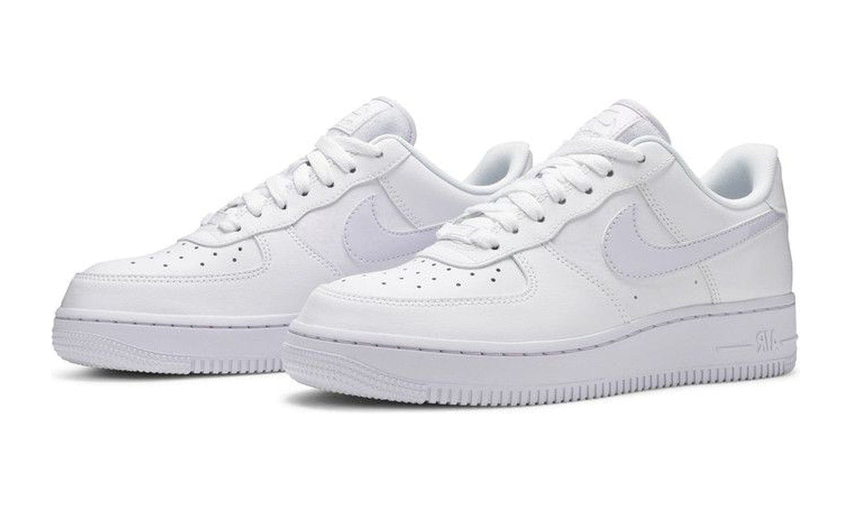 Nike Wmns Air Force 1 '07 White Barely Grape