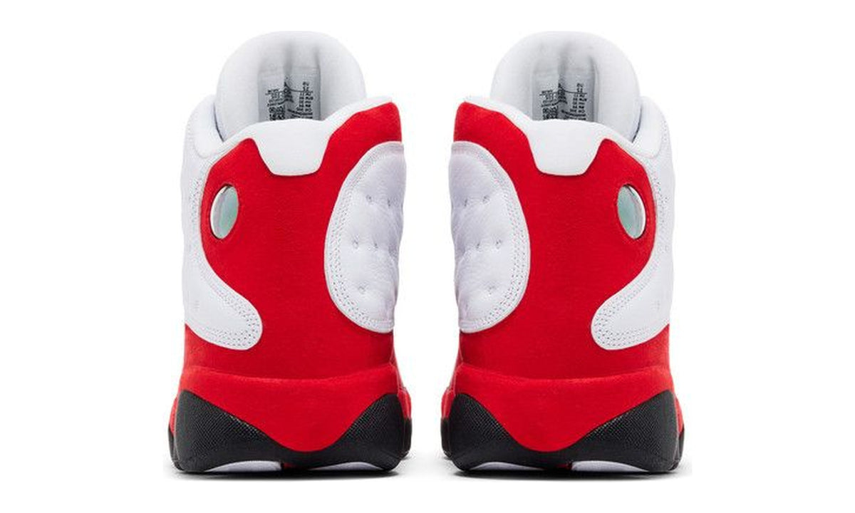 Air Jordan 13 Retro Chicago 2026