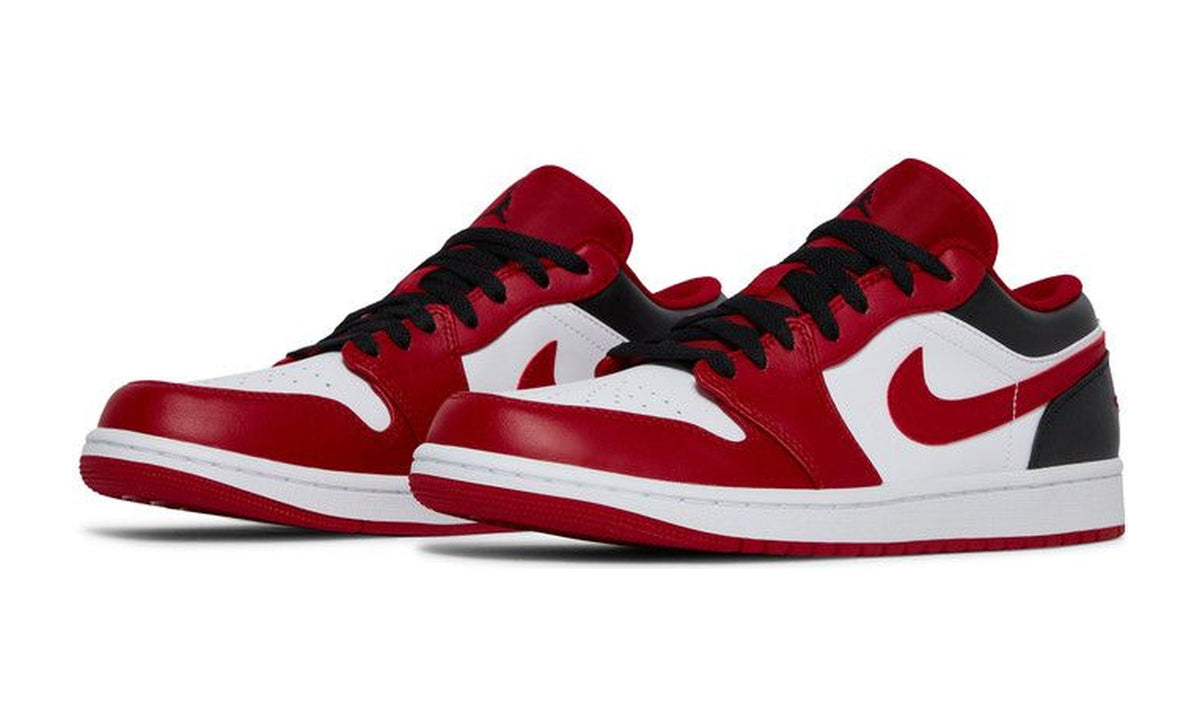 Air Jordan 1 Low Reverse Black Toe