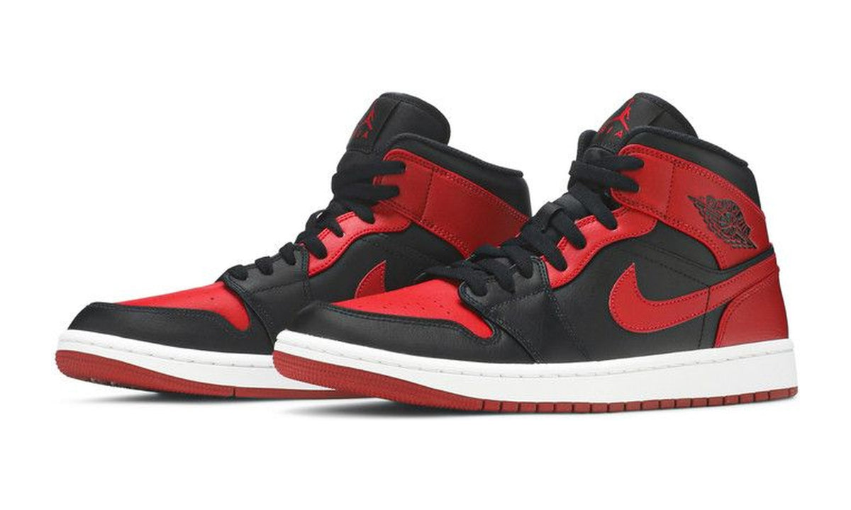 Air Jordan 1 Mid Banned