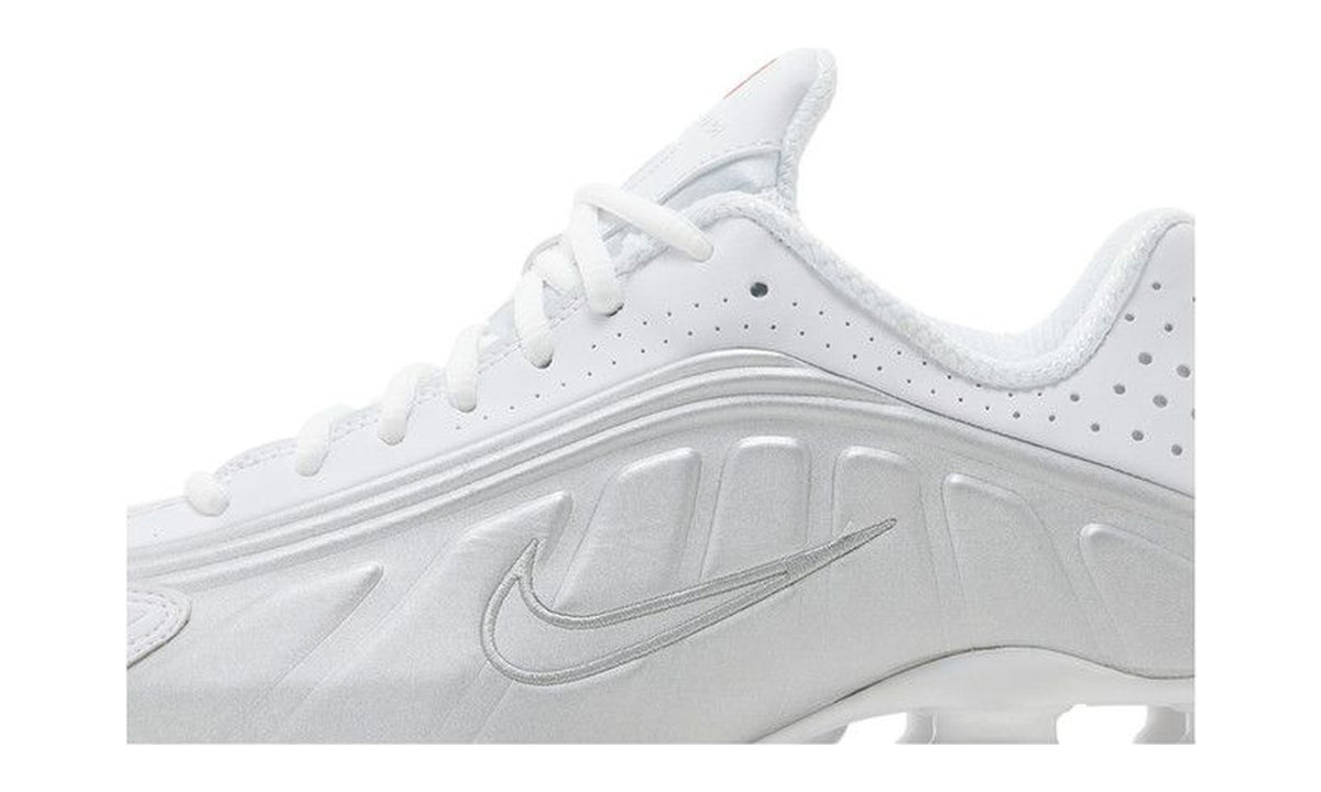 Nike Wmns Shox R4 White Metallic