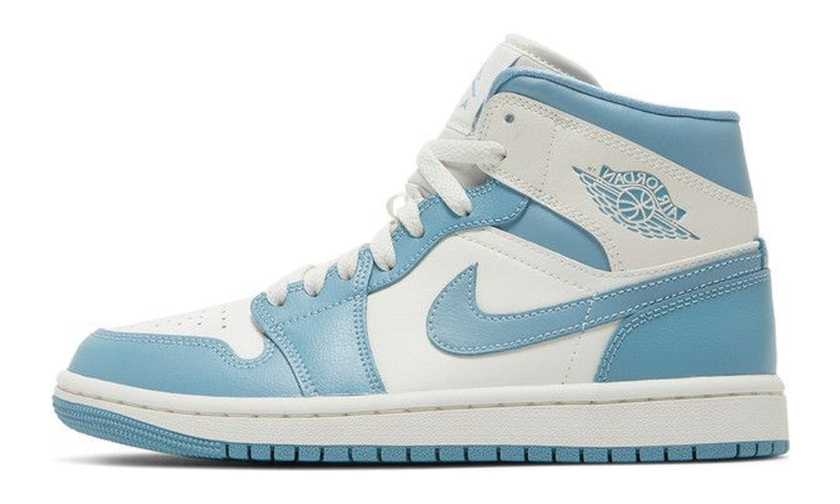 Wmns Air Jordan 1 Mid University Blue