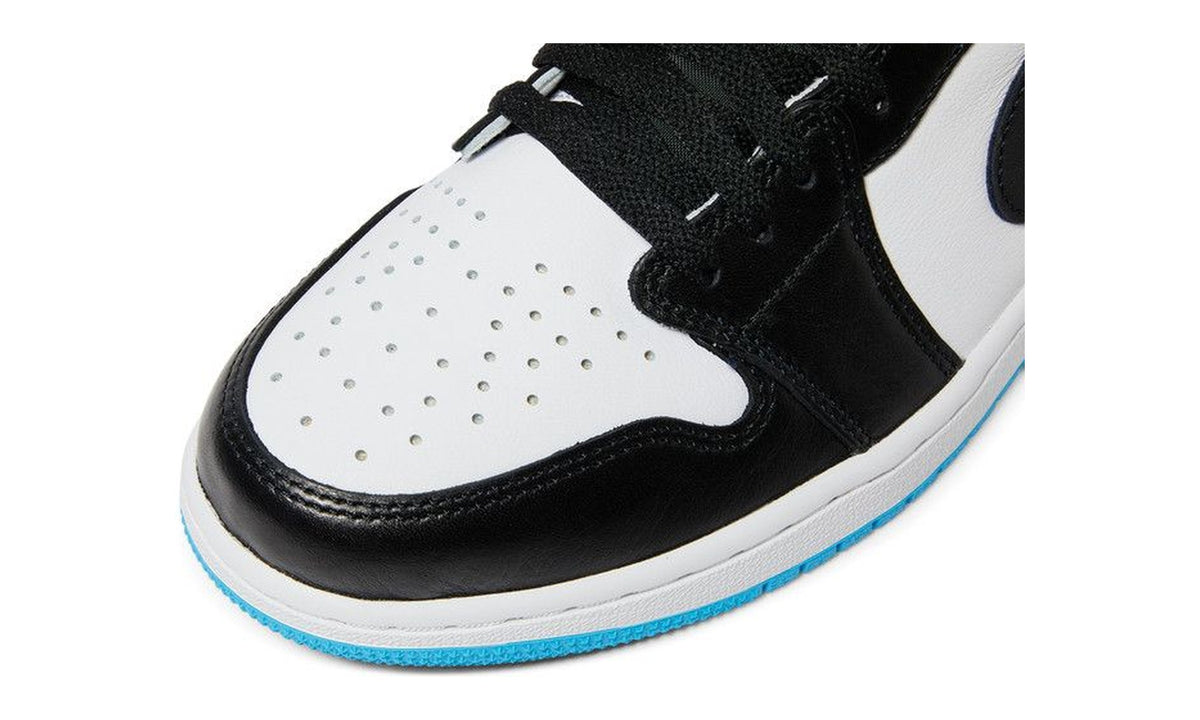 Air Jordan 1 Retro Low OG UNC