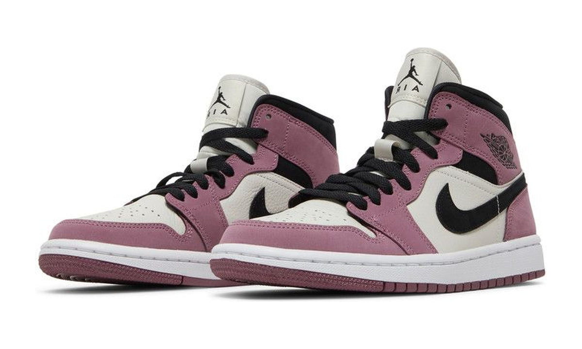 Wmns Air Jordan 1 Mid SE Berry Pink
