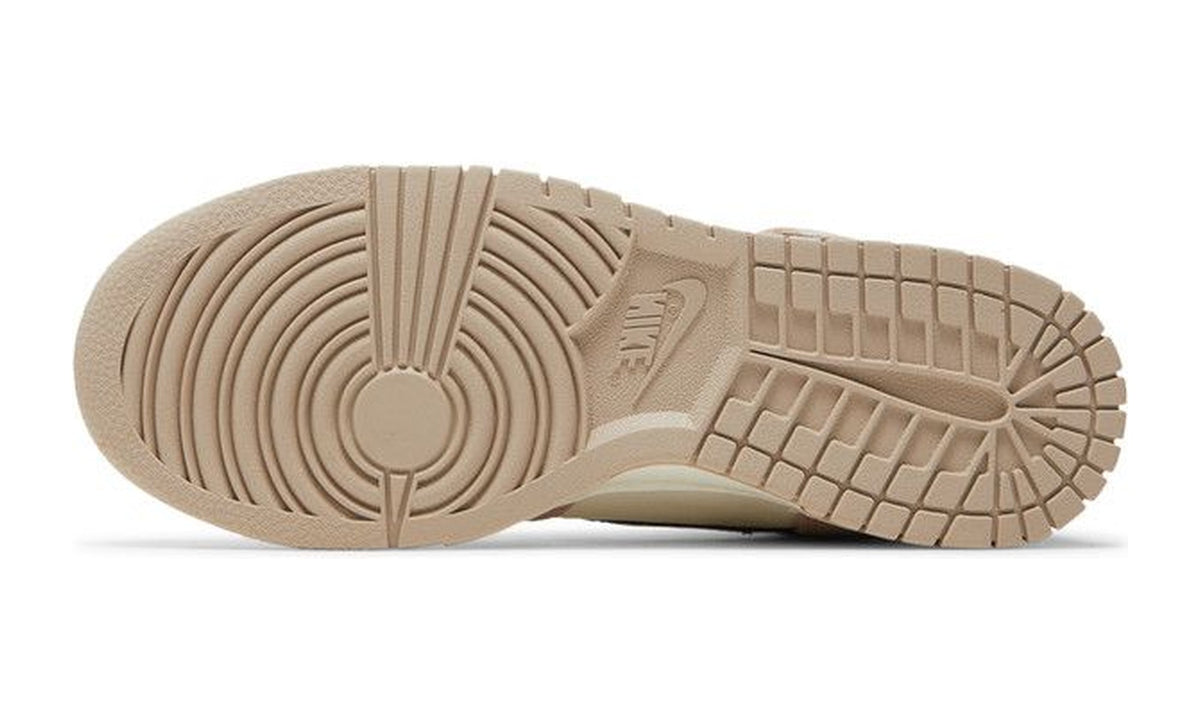 Nike Wmns Dunk High Fossil Stone