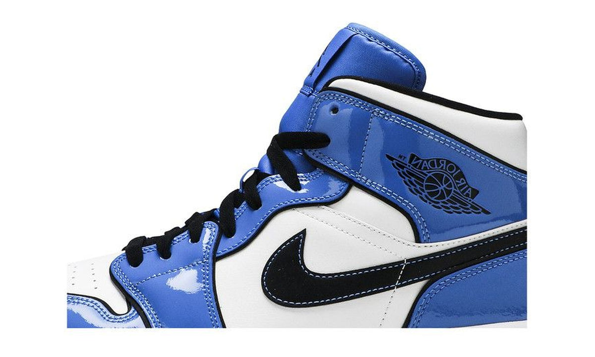 Air Jordan 1 Mid SE Signal Blue