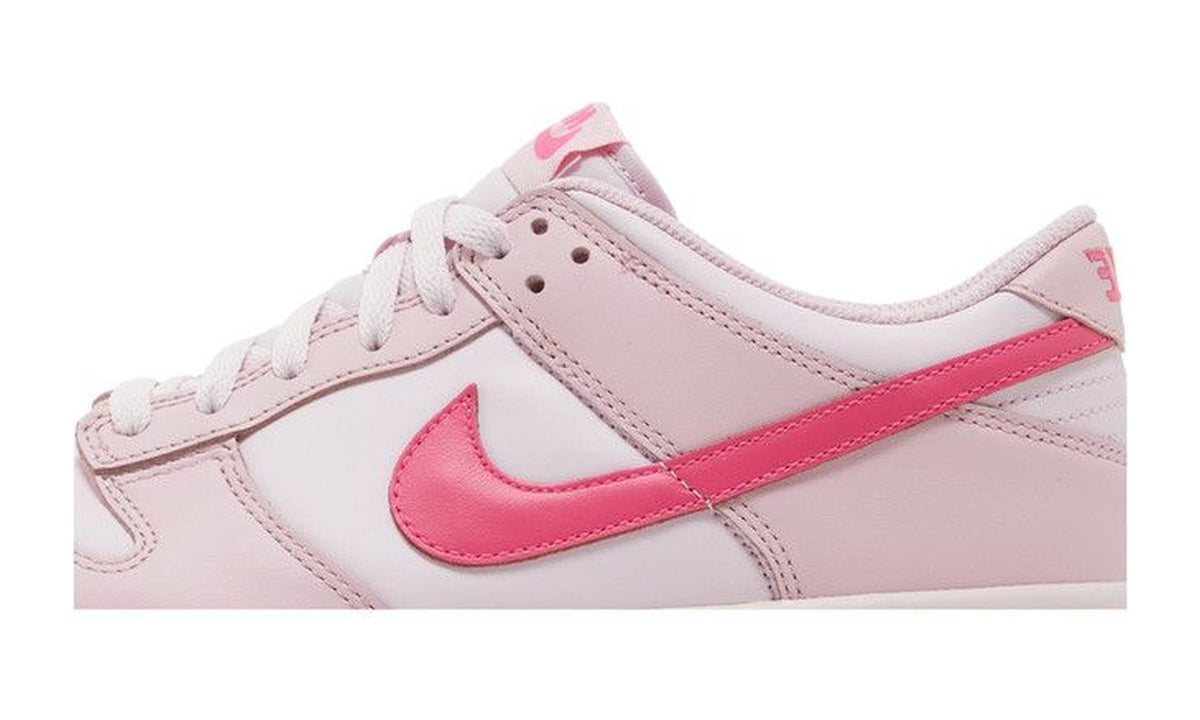 Nike Dunk Low GS Triple Pink