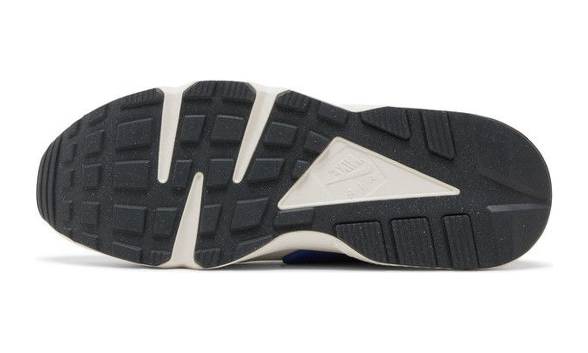 Nike Air Huarache Social FC