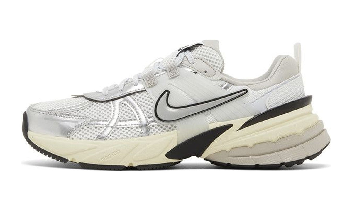 Nike Wmns V2K Run Summit White