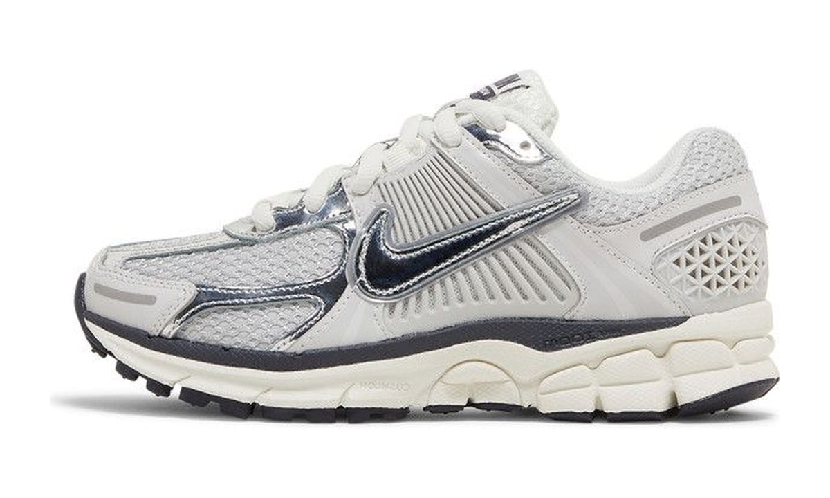 Nike Wmns Air Zoom Vomero 5 Photon Dust Metallic Silver