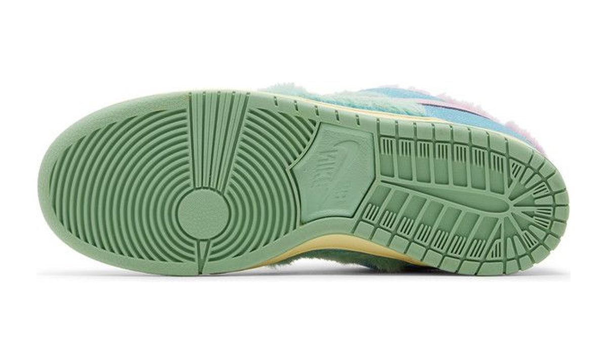 Verdy x Nike Dunk Low SB Visty