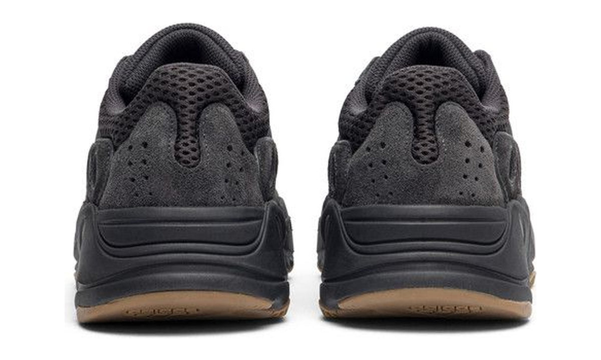 adidas Men's Yeezy Boost 700 Utility Black 2019