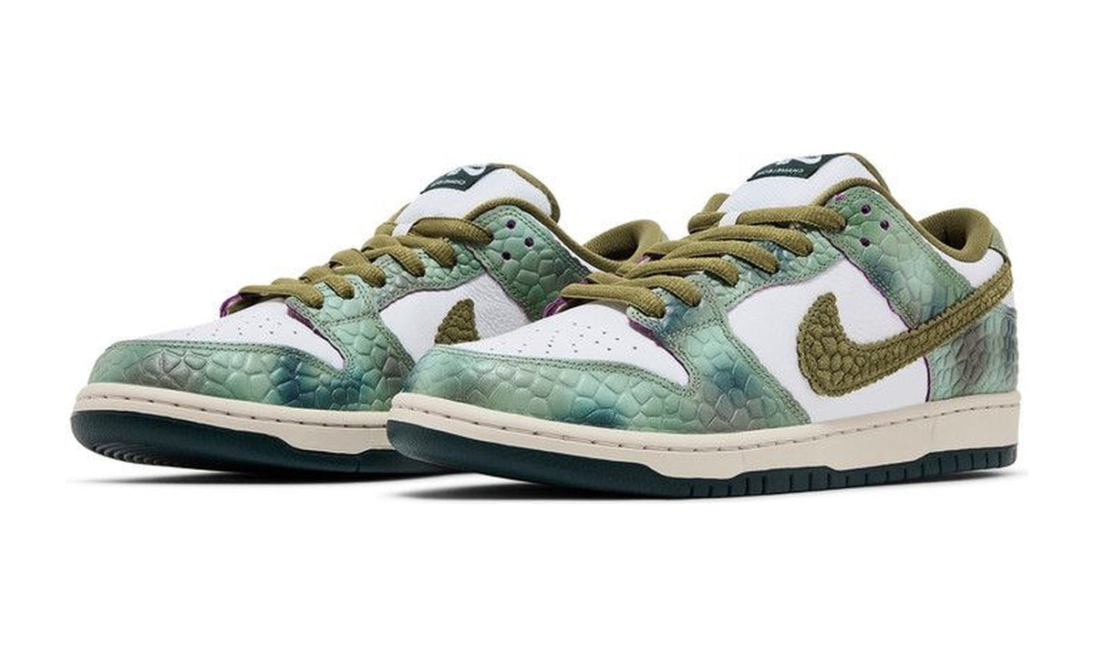 Alexis Sablone x Nike Dunk Low SB Chameleon