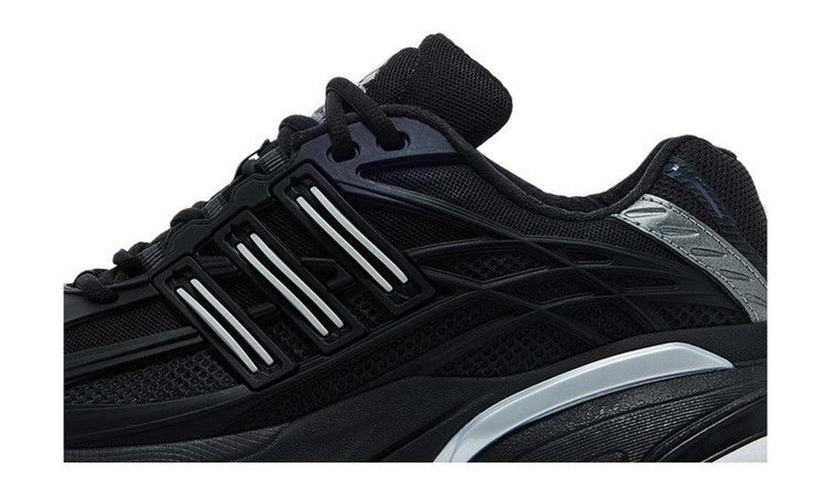 adidas Adistar XLG 2.0 Core Black Silver