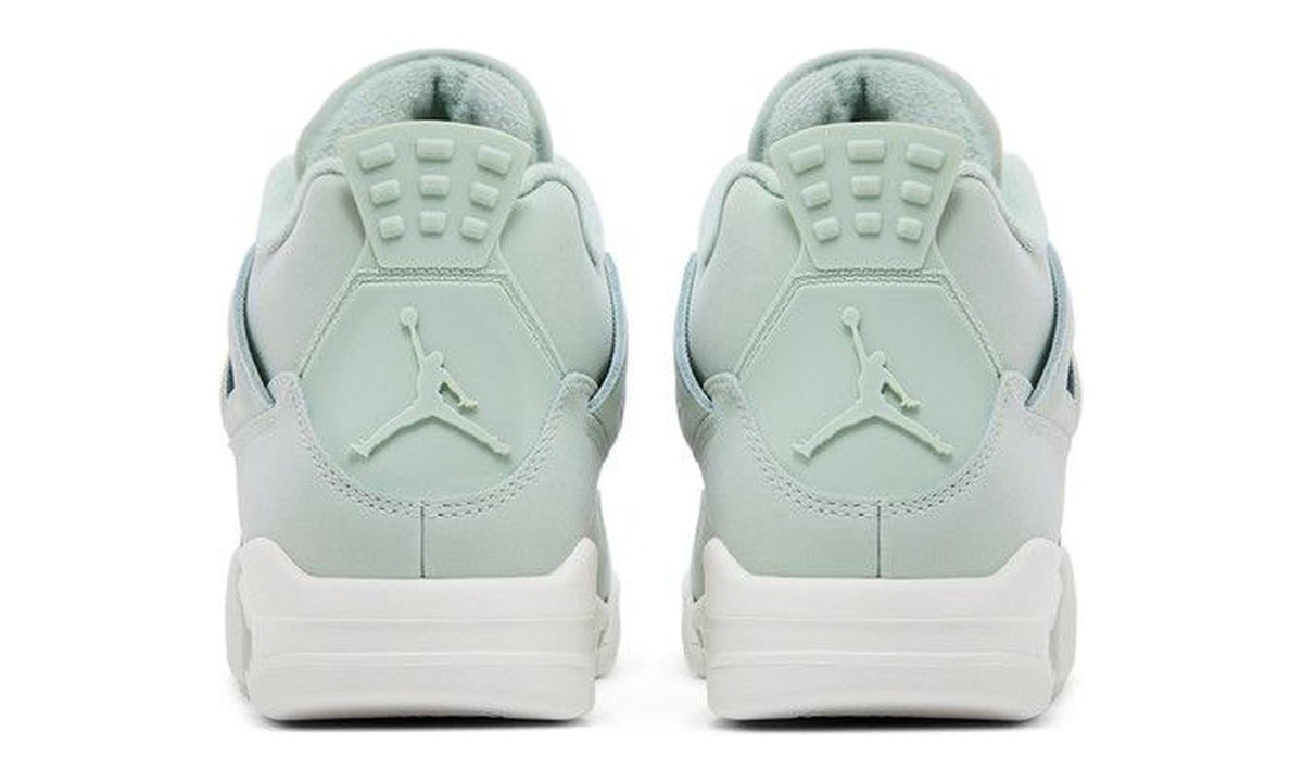 Wmns Air Jordan 4 Retro Abundance / Seafoam