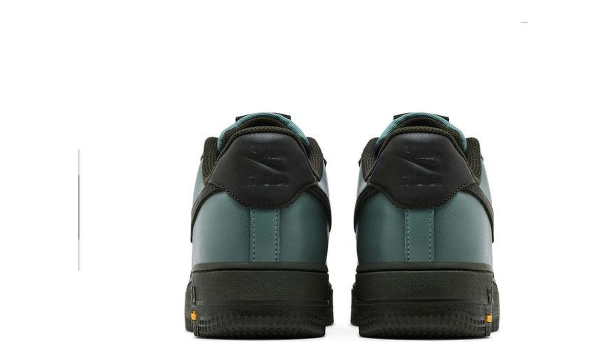 Nike Air Force 1 GORE-TEX Clay Green/Speed Yellow/Sequoia