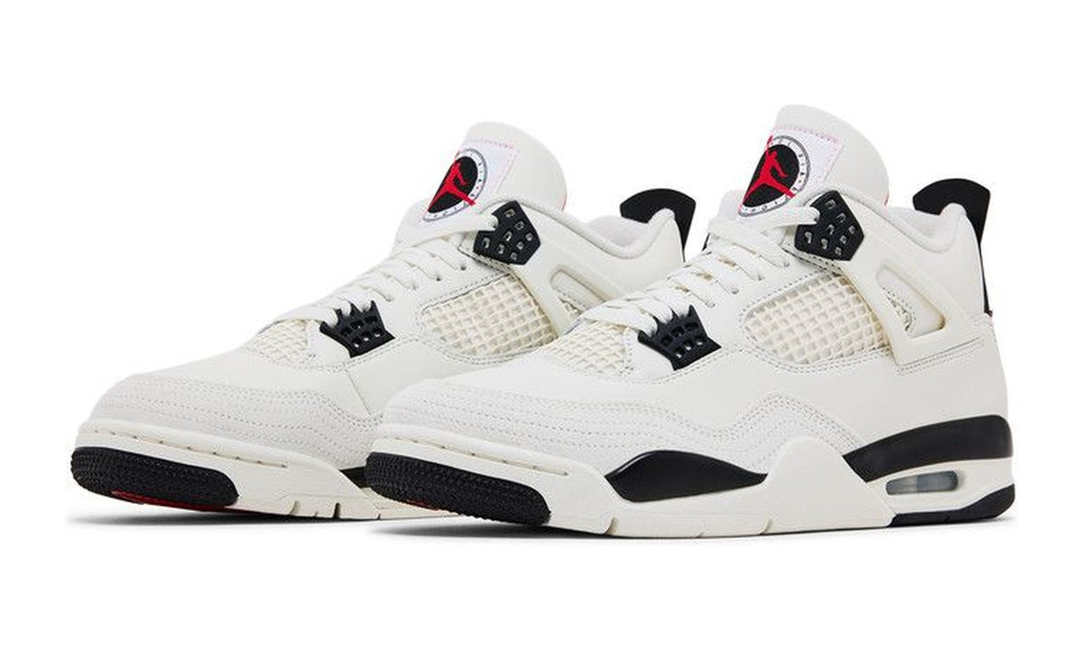 Air Jordan 4 Retro Flight Club