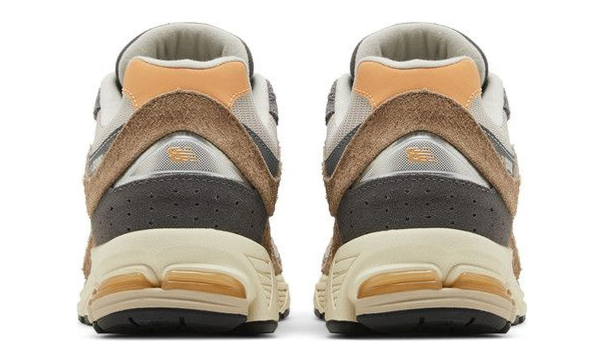 New Balance 2002R Mushroom Hazy Peach