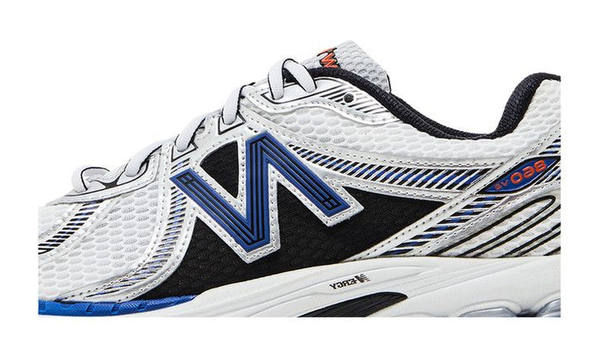 New Balance 860v2 OG White Silver Blue